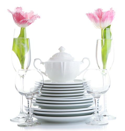 White dishes are great to create a neutral place setting. www.jennelyinteriors.com