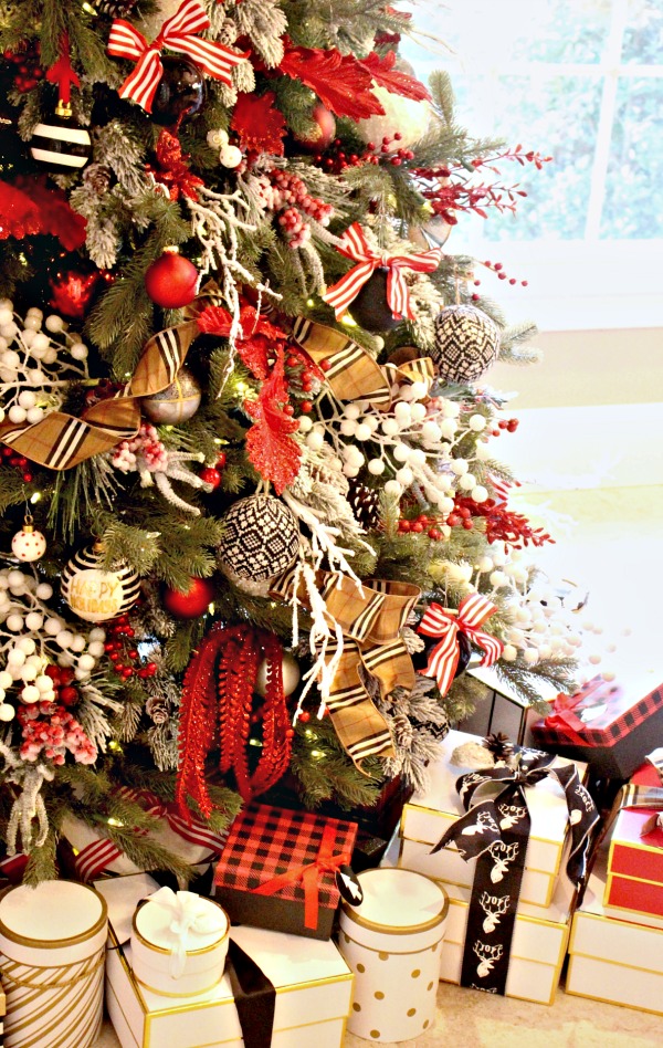 The Best Way to Decorate Your Tree Step-By-Step - Jenn Ely Interiors