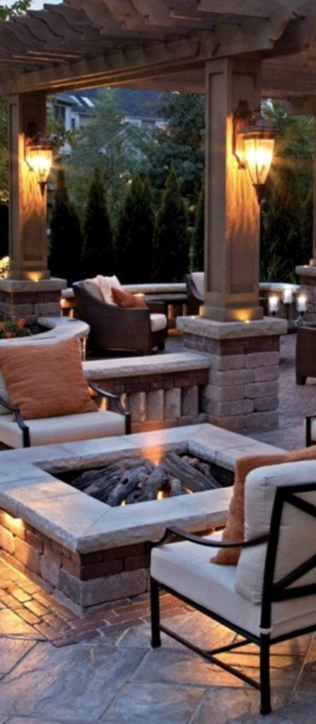 Outdoor entertaining area great for guests. yourstrulyjenn