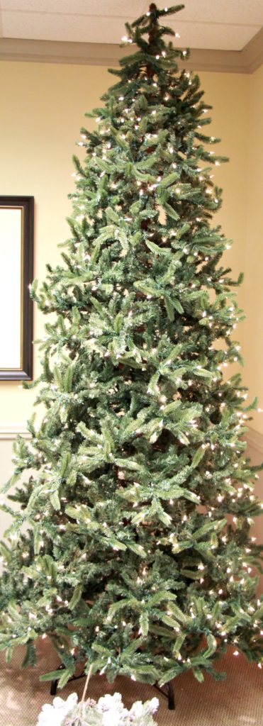 How to change a green tree into a flocked tree without making a mess. Jenn Ely Interiors